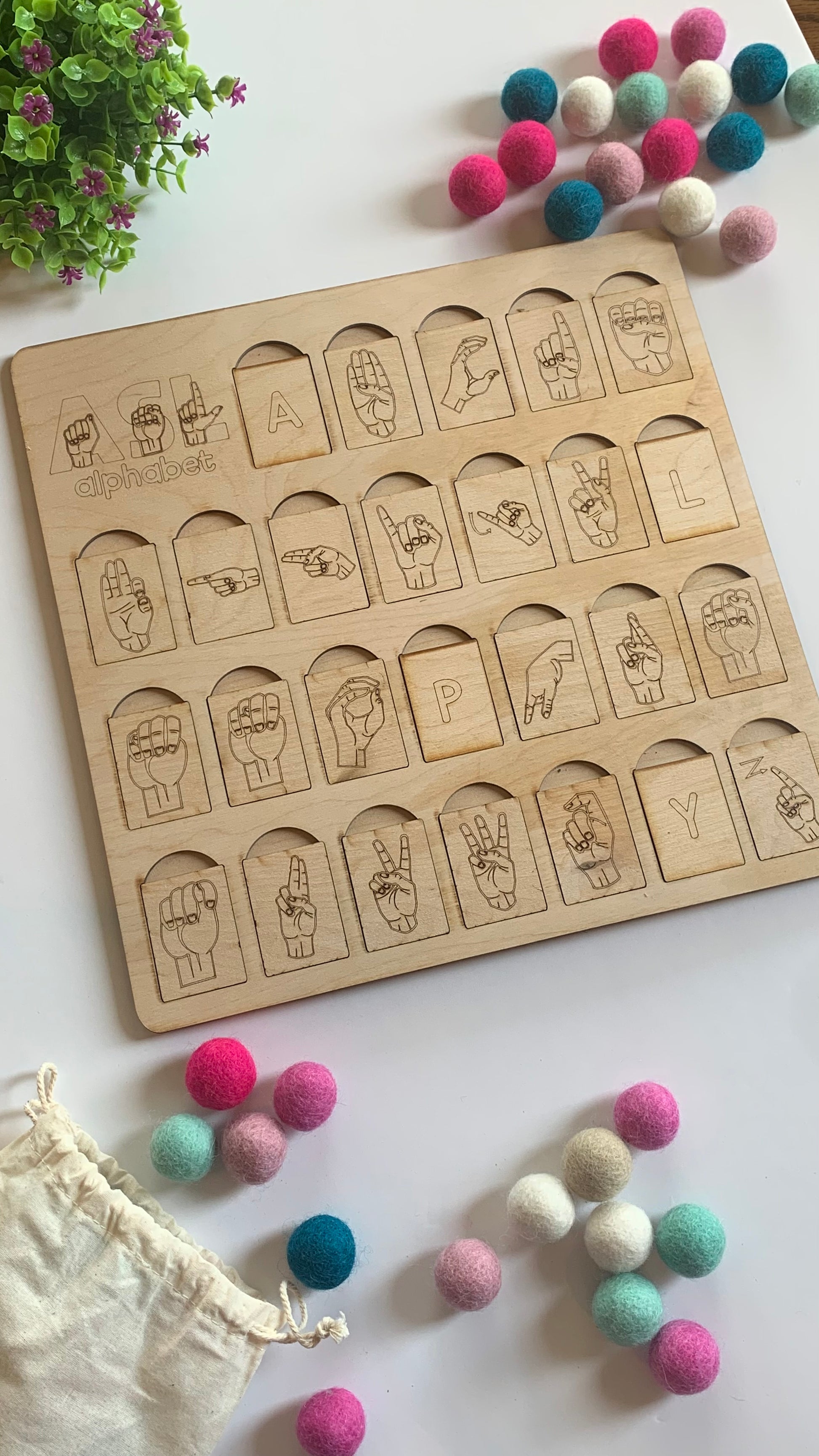 Sign & Match: ASL Discovery Board – Naturally Inspired Play